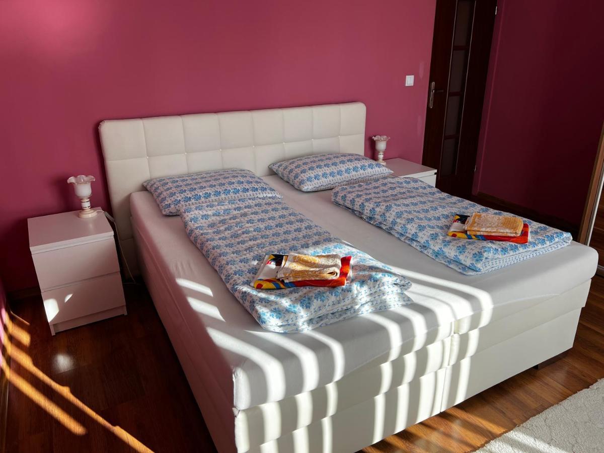 Privat Daniela Strba Apartment Екстериор снимка
